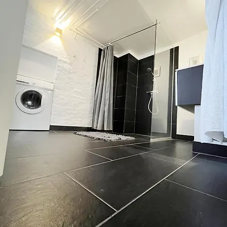 130m2 Lux On The Pedestrian Street *